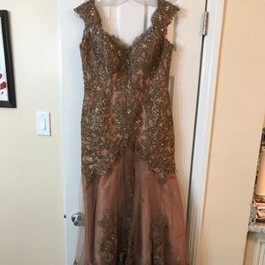 Feriani Couture Mother of the Bride Dress Size 10
